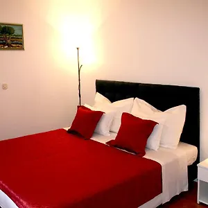 3* Guest house And Emily